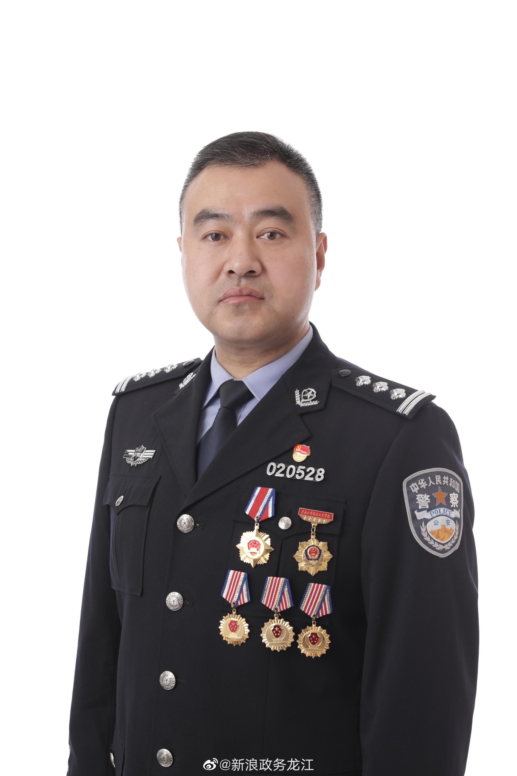 哈尔滨市公安局平房分局平新街派出所所长王剑峰