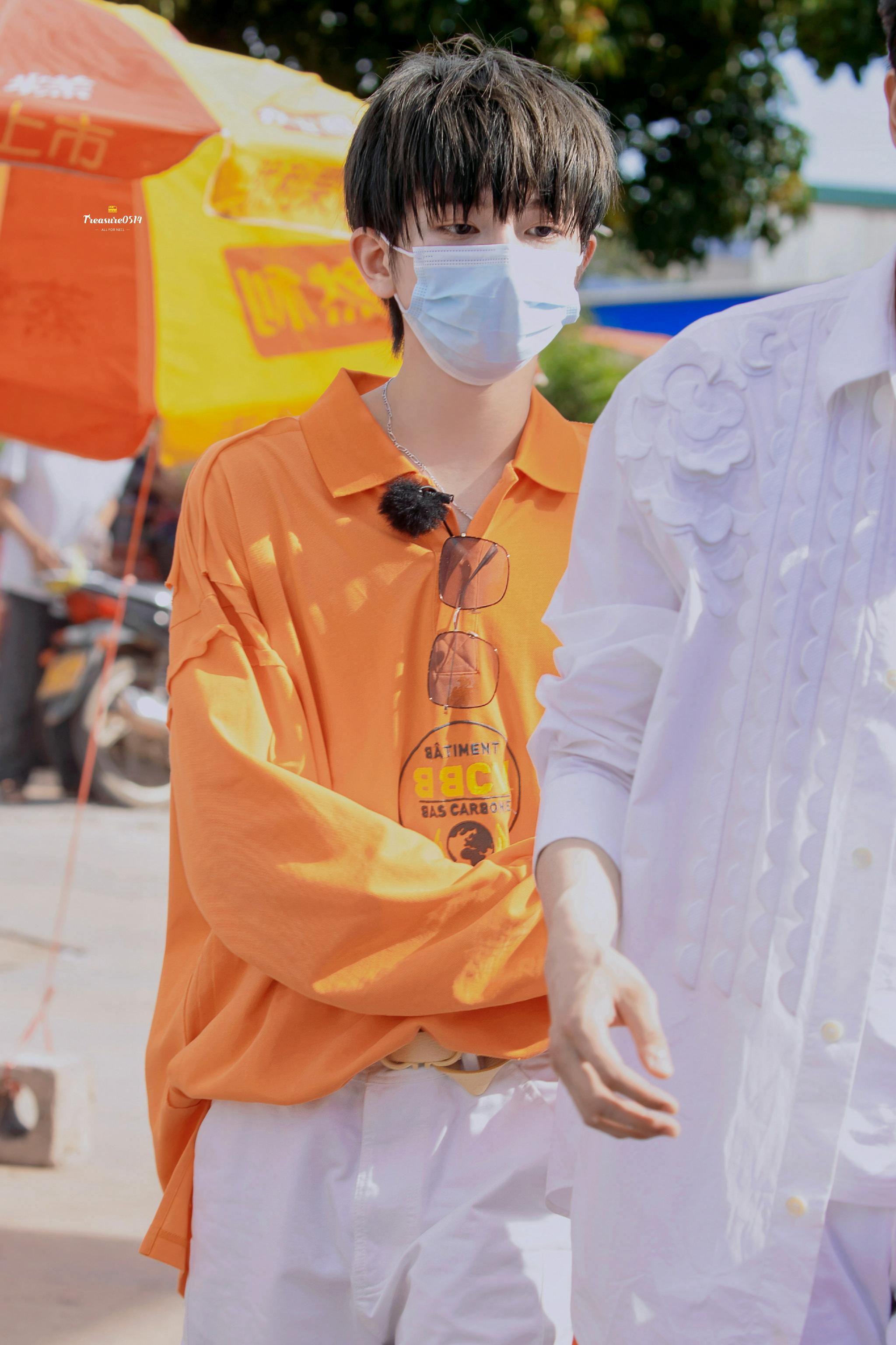 刘冠佑《完美的夏天》饭拍 佑佑穿橘色真的好夏天!