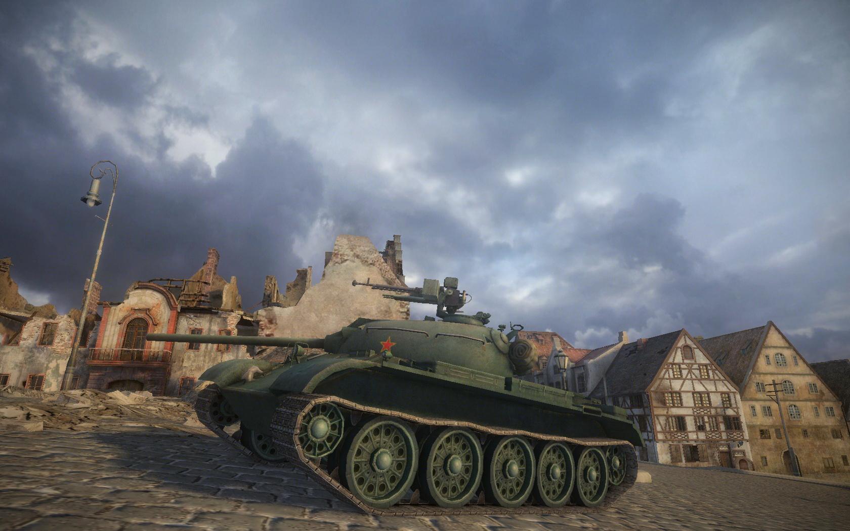 的时候走的都是柏油马路,没有挂胶履带的t34所过之处那真的是寸草不生