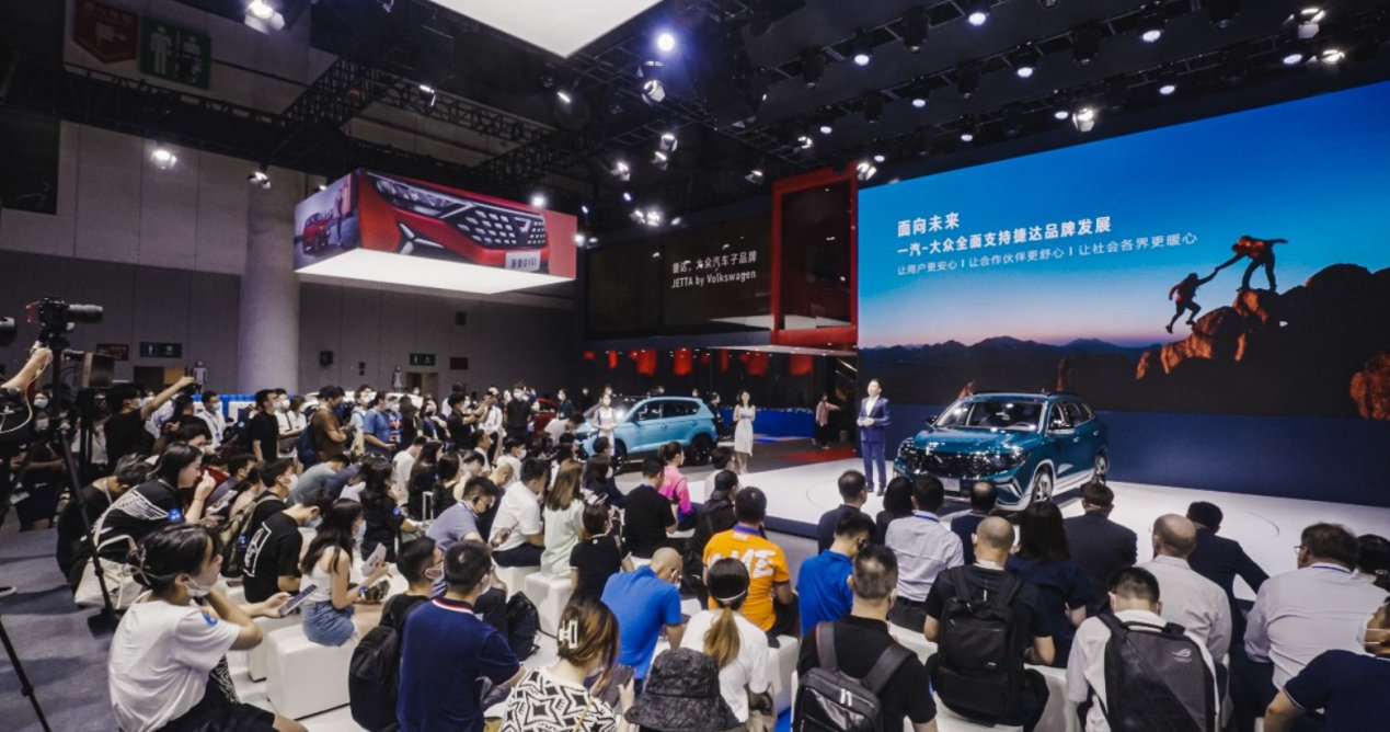 成都车展丨虽遗憾撤展但阻止不了中国汽车狂奔的脚步