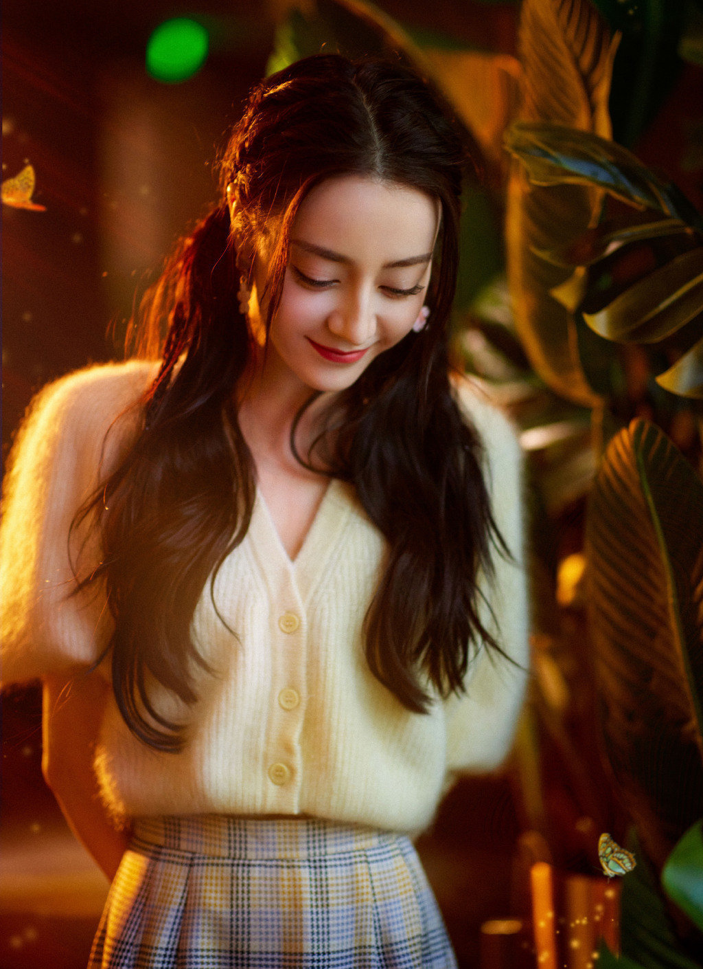 迪丽热巴蒲公英大片,青春洋溢,俏皮可爱,充满童年憧憬~_高清图集_新浪