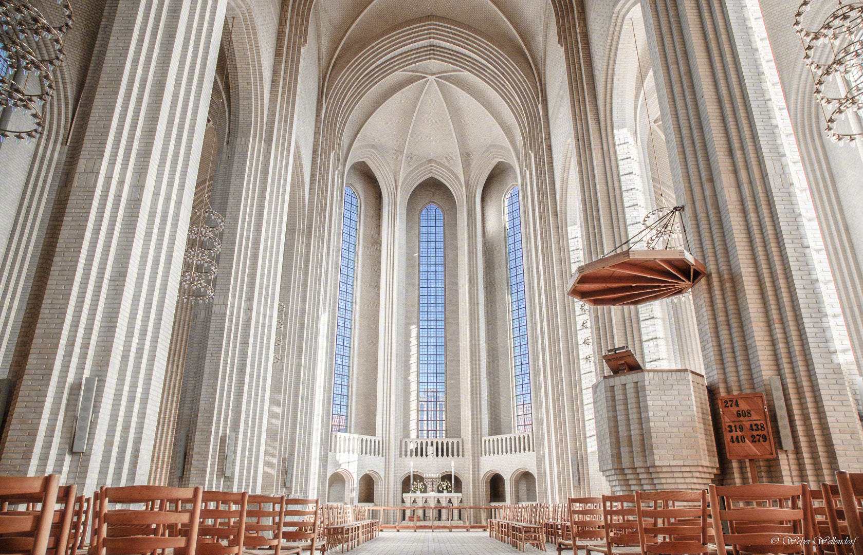 我们的救主教会在哥本哈根，丹麦 库存照片. 图片 包括有 新教徒, 路德教会, 金子, 红色, 布琼布拉 - 37855914