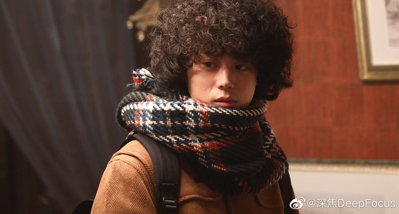 菅田将晖主演日剧勿言推理在新宿站的地铁广告