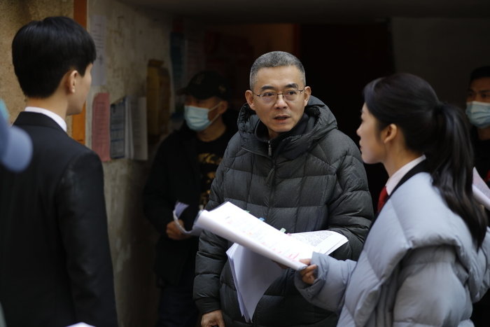 《底线》导演刘国彤:拍一部温暖与法治双向奔赴的戏休闲区蓝鸢梦想 - Www.slyday.coM 《底线》导演刘国彤:拍一部温暖与法治双向奔赴的戏休闲区蓝鸢梦想 - Www.slyday.coM