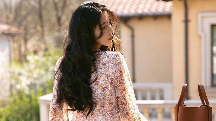 女人真的动情了，才会给你这些“默许”，别不懂休闲区蓝鸢梦想 - Www.slyday.coM