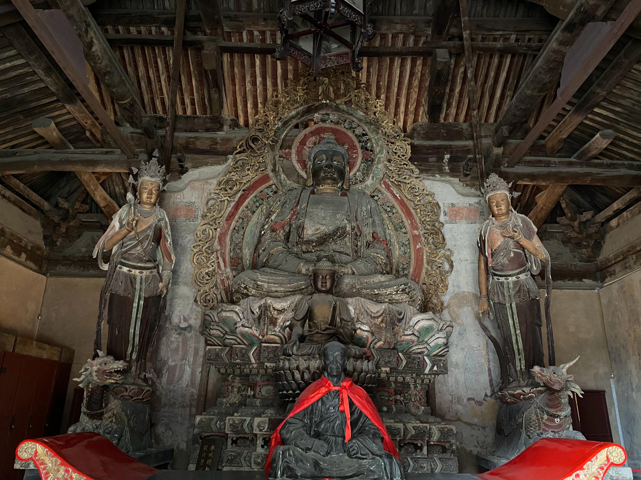 临汾广胜寺的彩塑