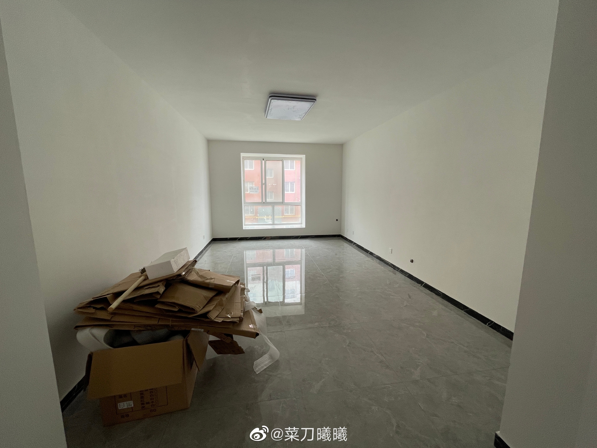 今天去出租的房子里拍照，然后登在租房的app上……|租房|南北通透_新浪新闻