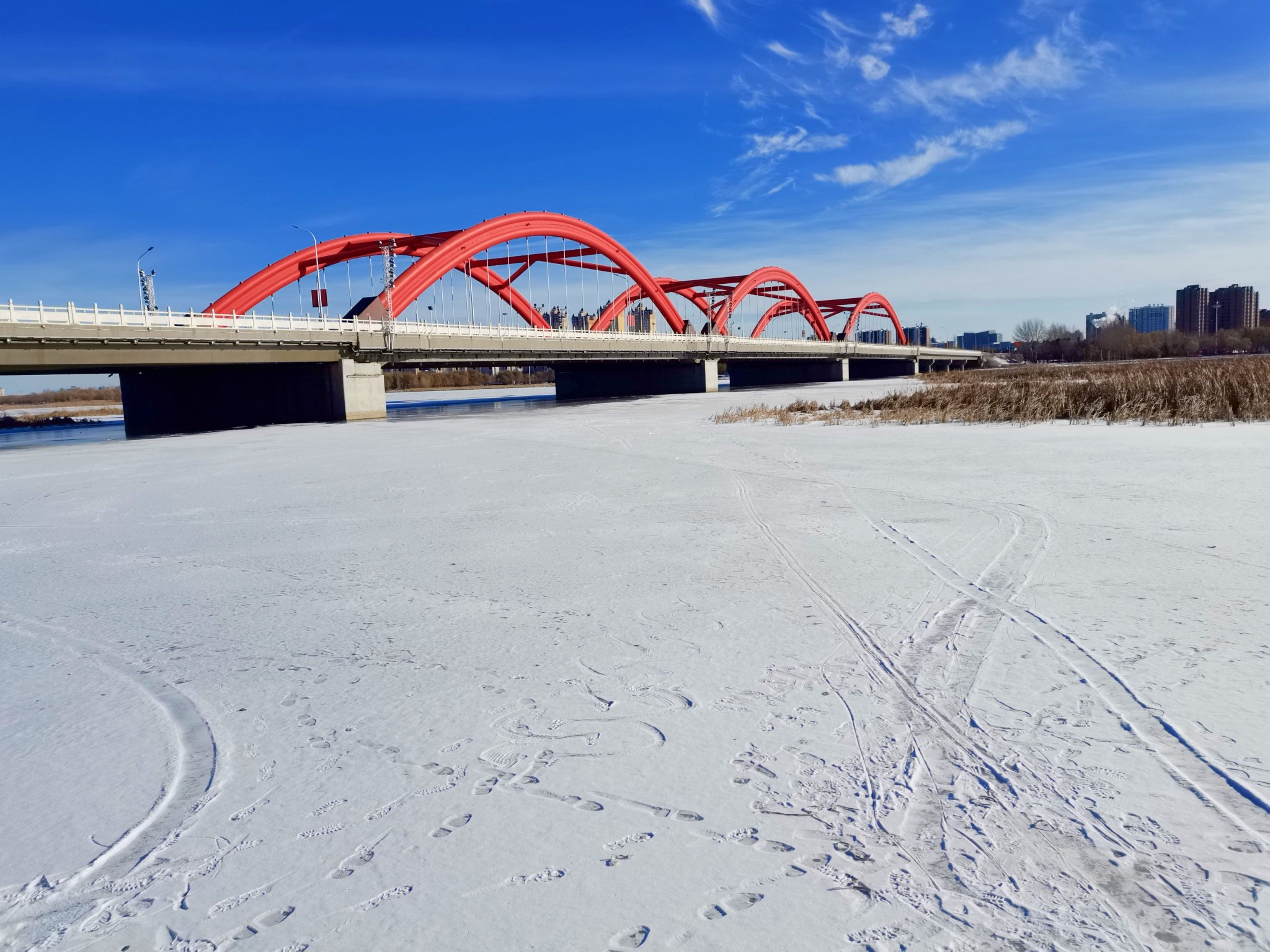 雪后通辽市彩虹桥