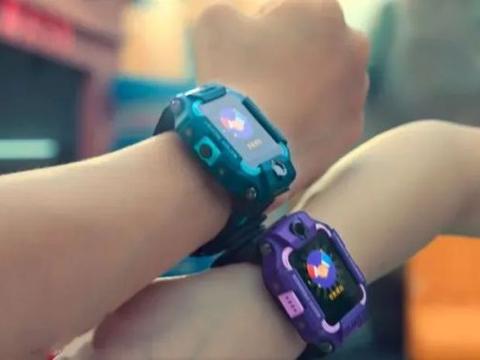 小天才电话手表内置游戏遭控诉：向孩子下手没有