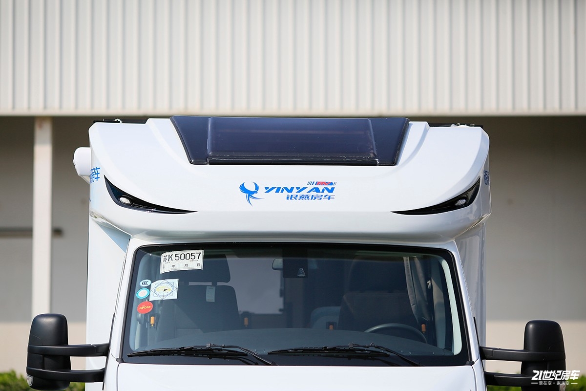 银燕房车从去年6月成立到目前也仅仅不到一年时间,这半年多时间一直在