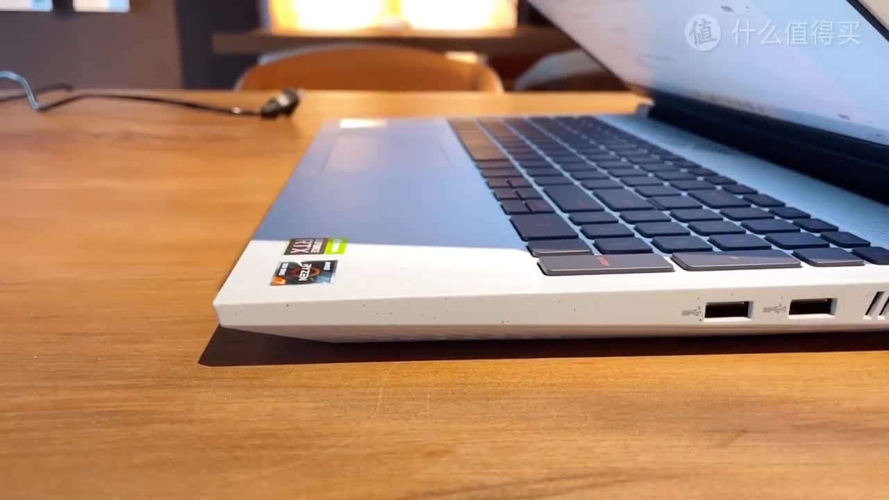 戴尔游匣g15双色游戏本