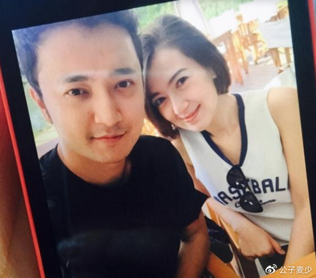 尼格买提婚变！本人被扒气色差，夫妻7年无互动，女方承认早就分手|尼格买提|帕夏古丽|婚变_新浪新闻