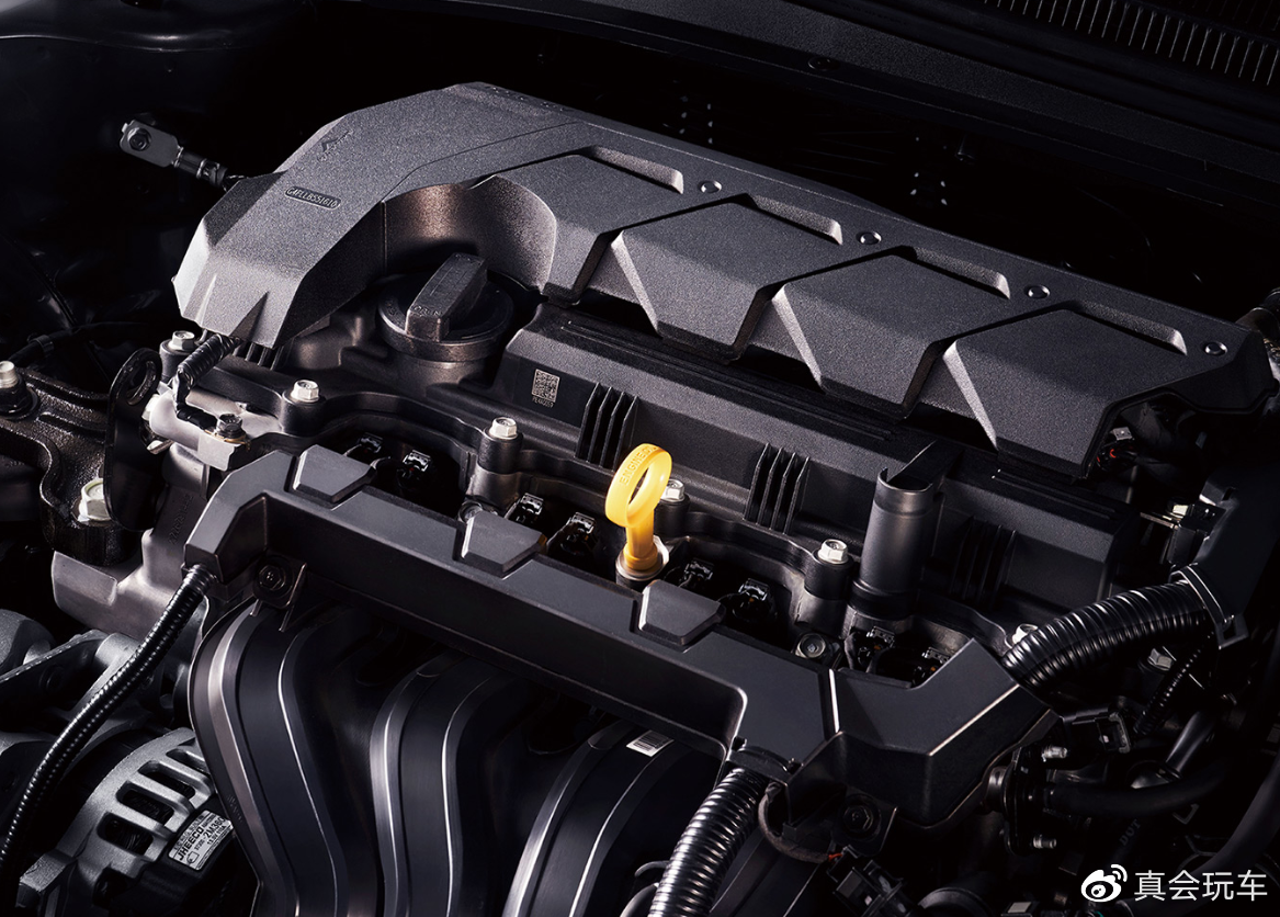 国民家轿怎么选？销量冠军轩逸还是卷土重来的全新伊兰特