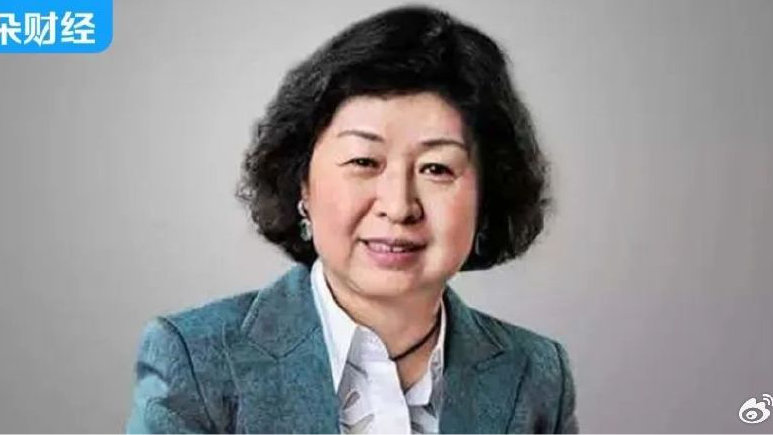 中国第一位女首富，靠“收破烂”起家|玖龙纸业|张茵|造纸|废纸|三合会_新浪新闻