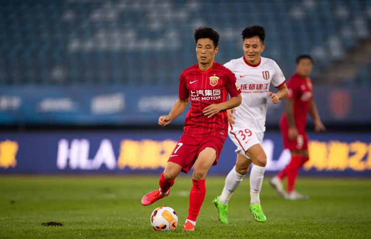 超级吊射!武磊回归首球诞生,难救比赛质量,节奏不及老年迪斯科休闲区蓝鸢梦想 - Www.slyday.coM 超级吊射!武磊回归首球诞生,难救比赛质量,节奏不及老年迪斯科休闲区蓝鸢梦想 - Www.slyday.coM