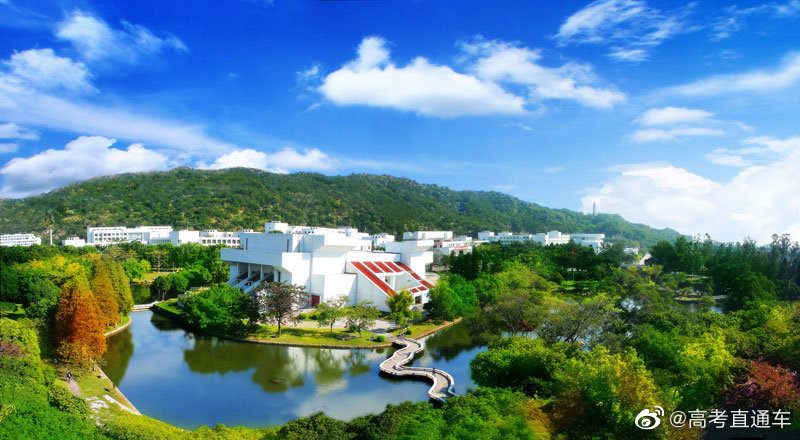 校园风景汕头大学