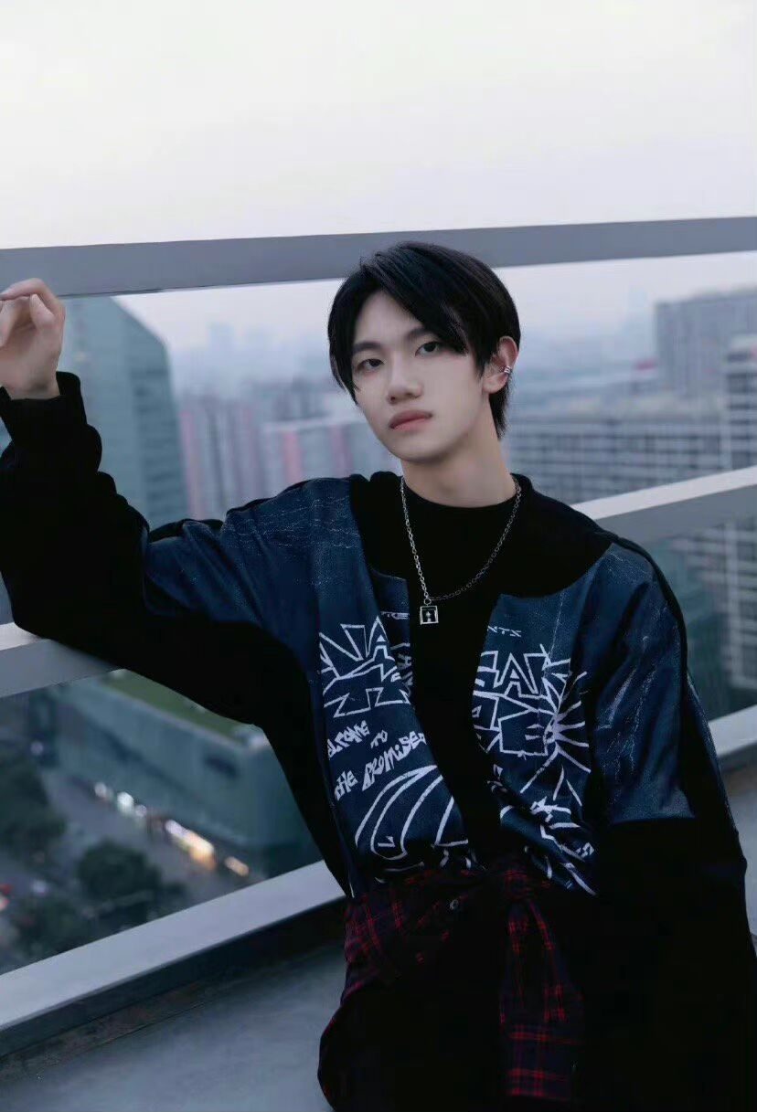 JYP推出中国新男团,成员的颜值惹争议,一看就是实力很强的人休闲区蓝鸢梦想 - Www.slyday.coM JYP推出中国新男团,成员的颜值惹争议,一看就是实力很强的人休闲区蓝鸢梦想 - Www.slyday.coM