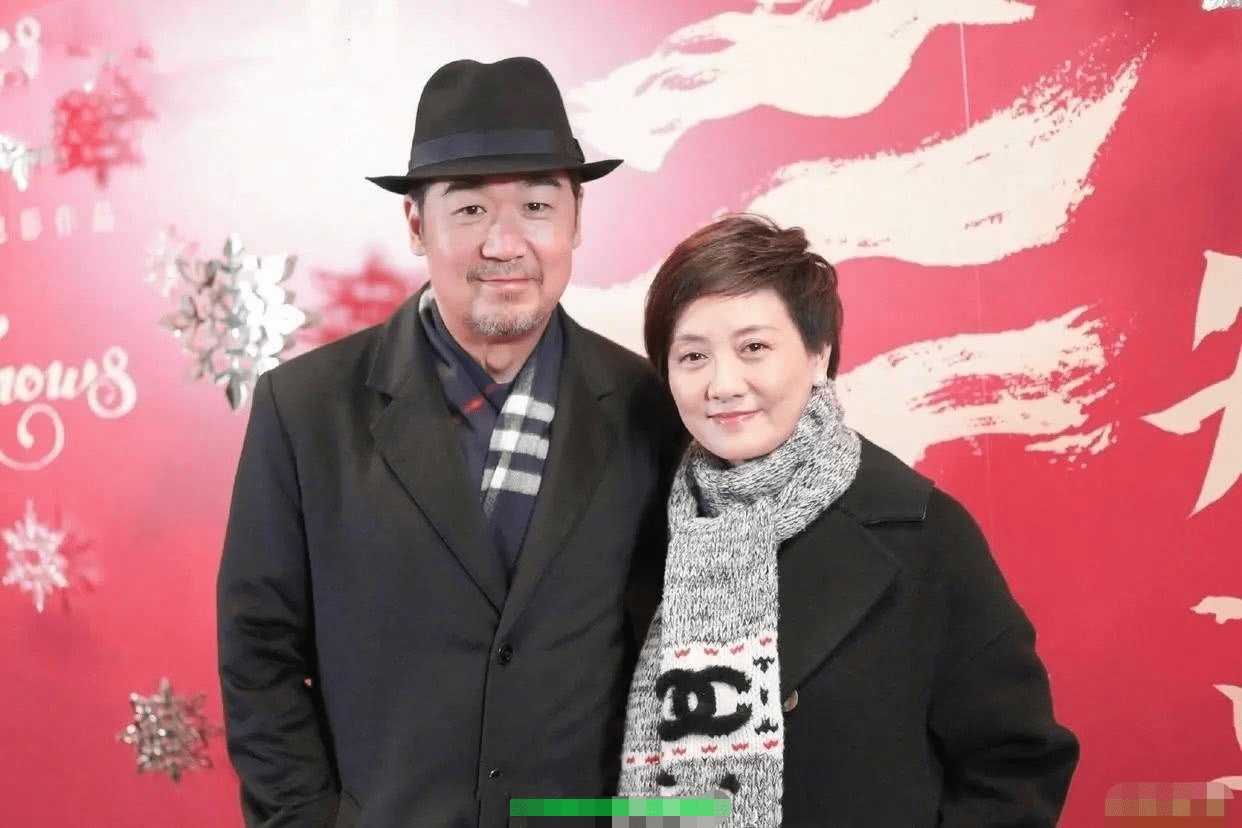 曝Z姓老艺术家翻车！包养L姓女星，和小四私生女已二十多岁|艺术家|私生女|张国立_新浪新闻