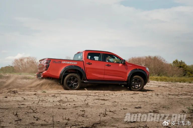 24款五十铃d-max大马上市,约15万元起,配备全新越野模式