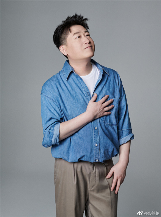 张鹤伦晒手工作品郎鹤炎评论区贡献神评亲搭档互动像说相声