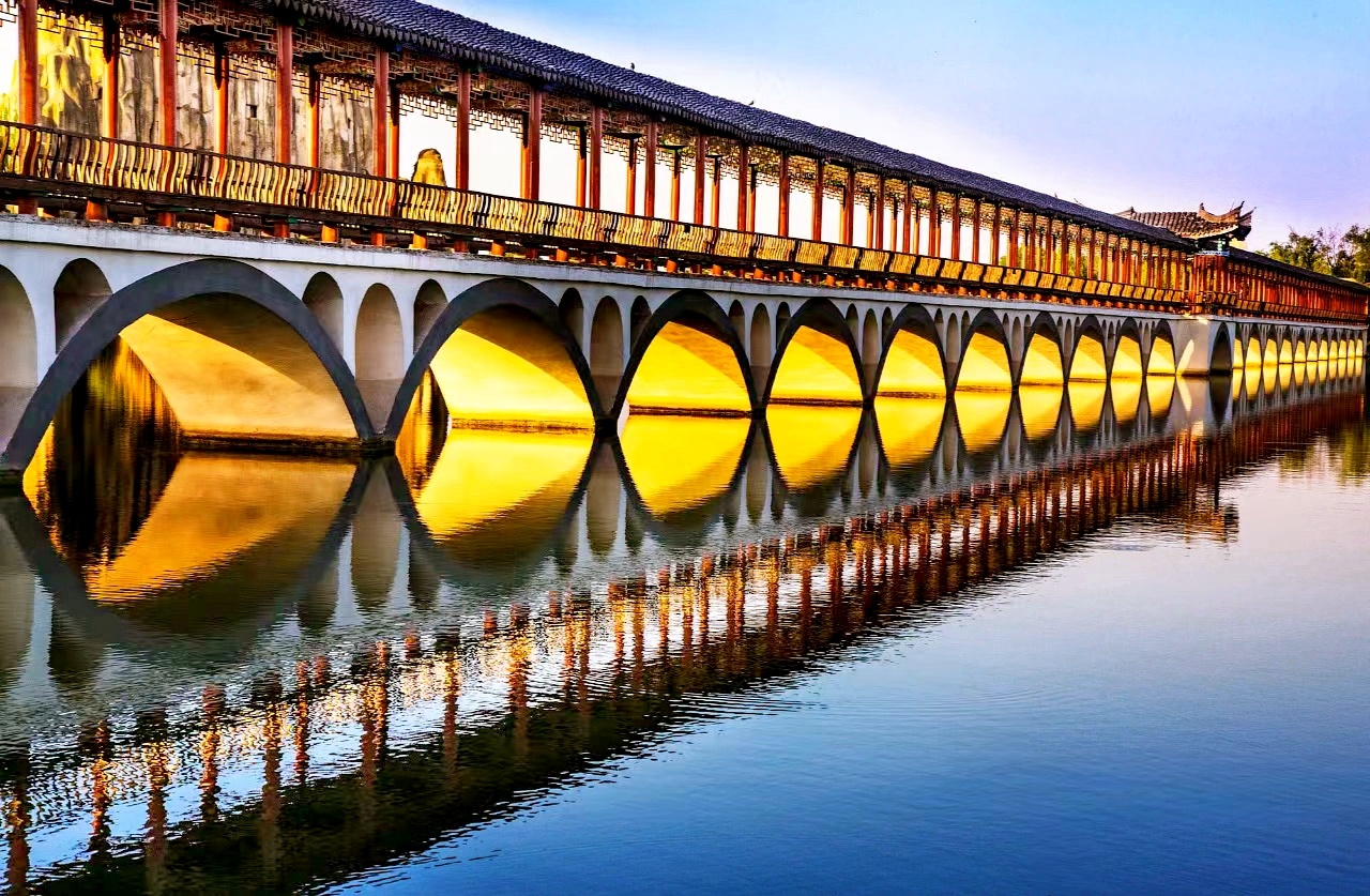 八里河风光