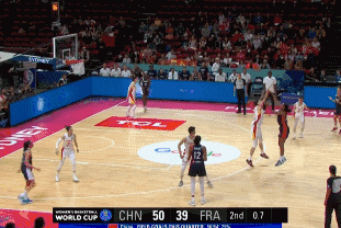 中国女篮淘汰法国，李梦23+4背后，郑指导3次“微调”建奇功休闲区蓝鸢梦想 - Www.slyday.coM