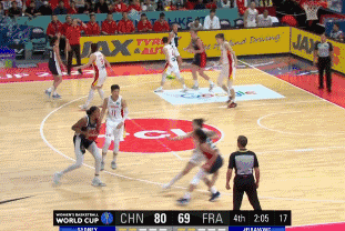 中国女篮淘汰法国，李梦23+4背后，郑指导3次“微调”建奇功休闲区蓝鸢梦想 - Www.slyday.coM