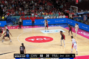 中国女篮淘汰法国，李梦23+4背后，郑指导3次“微调”建奇功休闲区蓝鸢梦想 - Www.slyday.coM