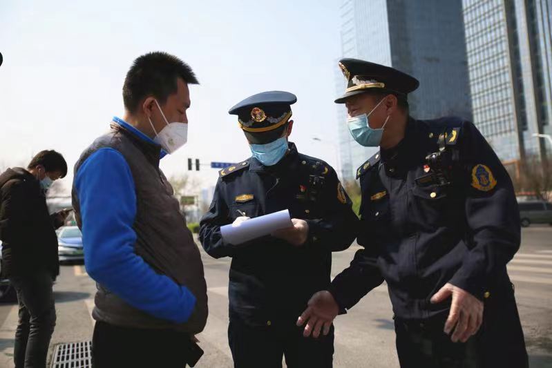 济南市交通运输综合行政执法支队全力保障清明假期市民出行安全休闲区蓝鸢梦想 - Www.slyday.coM 济南市交通运输综合行政执法支队全力保障清明假期市民出行安全休闲区蓝鸢梦想 - Www.slyday.coM