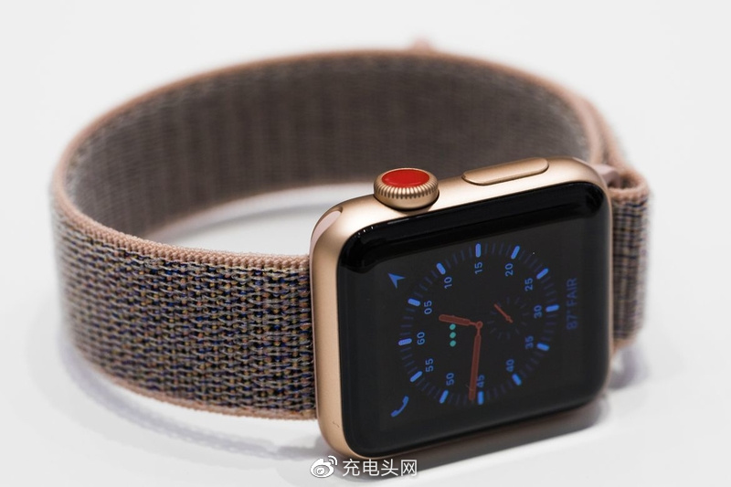 防身利器Watch Ultra，历代负重训练的Apple Watch参数介绍__财经头条