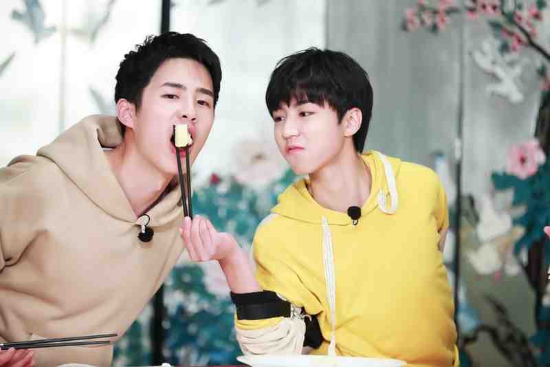 国庆档电影排片有调整:《万里归途》成输家,《平凡英雄》成赢家休闲区蓝鸢梦想 - Www.slyday.coM 国庆档电影排片有调整:《万里归途》成输家,《平凡英雄》成赢家休闲区蓝鸢梦想 - Www.slyday.coM