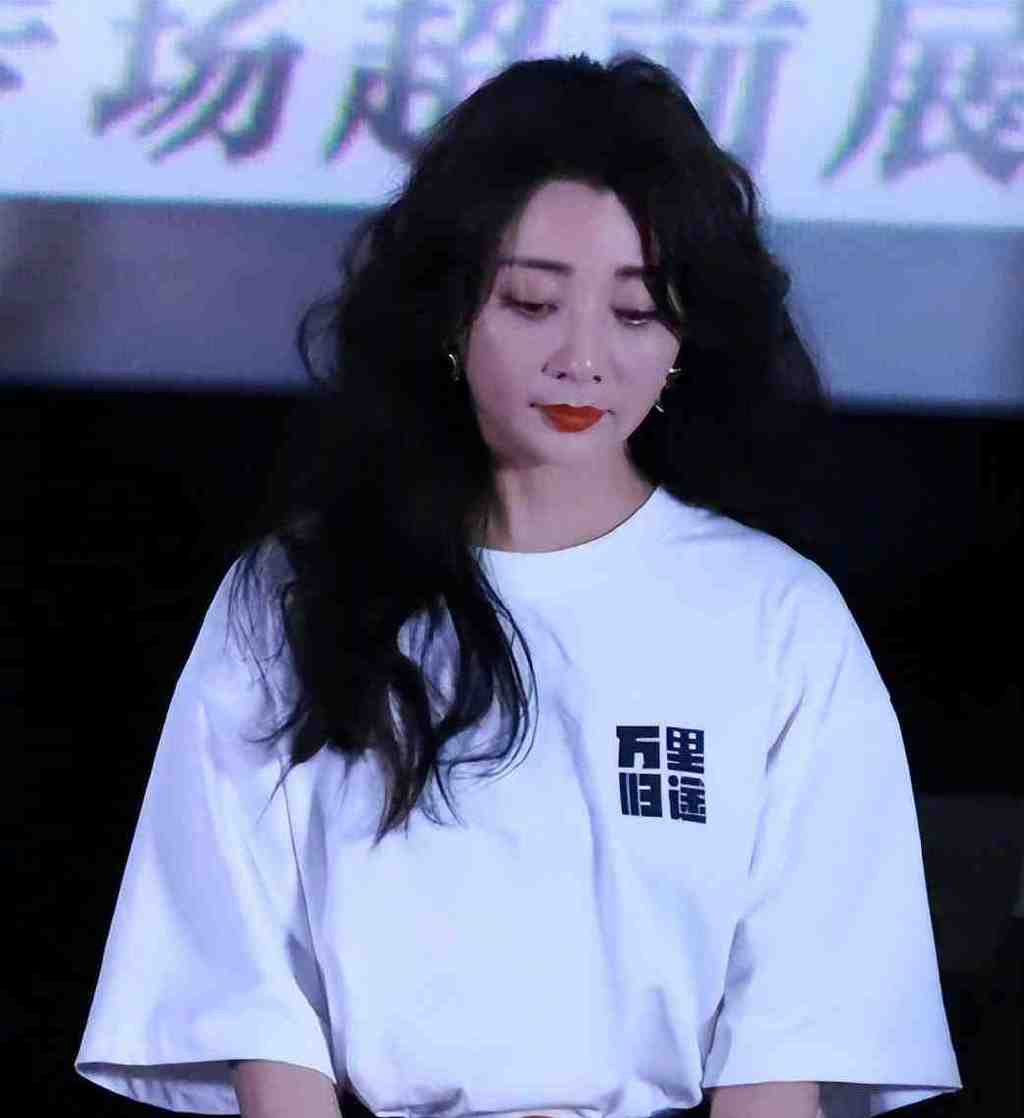 9.6分！《万里归途》票房正式破3亿，观众说得最多的是殷桃演技休闲区蓝鸢梦想 - Www.slyday.coM