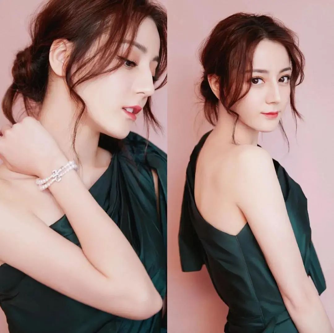 33岁石原里美甩掉小圆脸,练出完美下颌线,美颜秘诀还不快学学