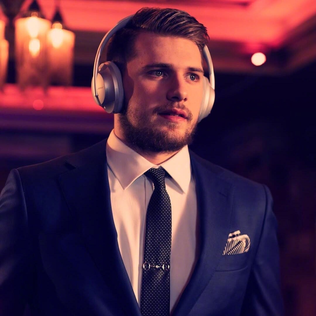 分享一波东契奇帅气头像:0差评