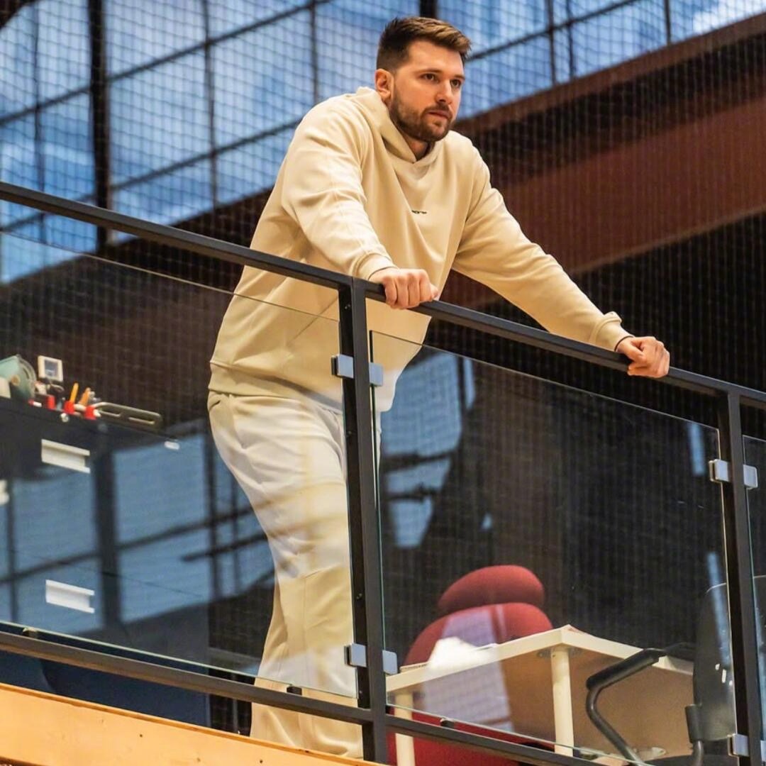 分享一波东契奇帅气头像:0差评