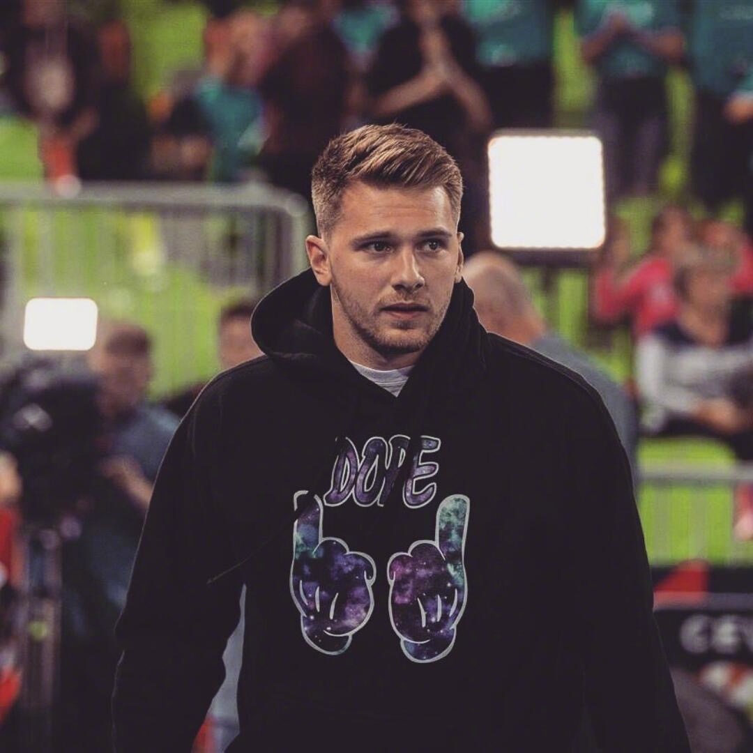 分享一波东契奇帅气头像:0差评