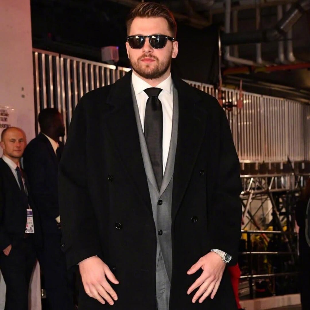 分享一波东契奇帅气头像:0差评