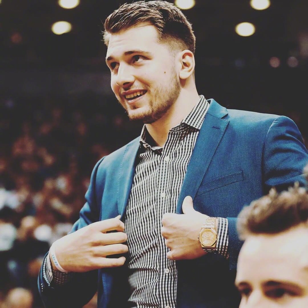 分享一波东契奇帅气头像:0差评