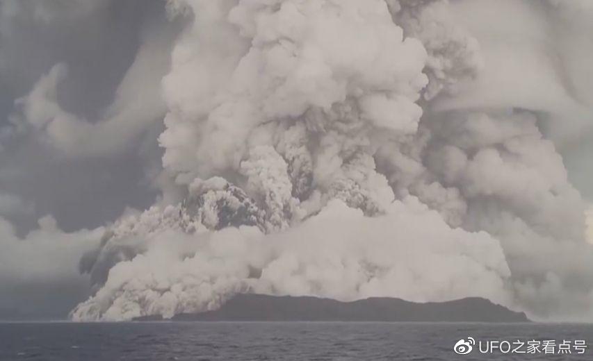 脑浆沸腾、头骨炸裂、组织玻璃化，火山毁灭城市的瞬间有多可怕？