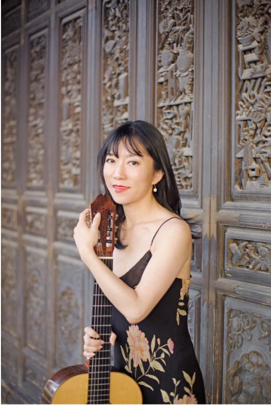 专访古典吉他演奏家杨雪霏第一人不好当