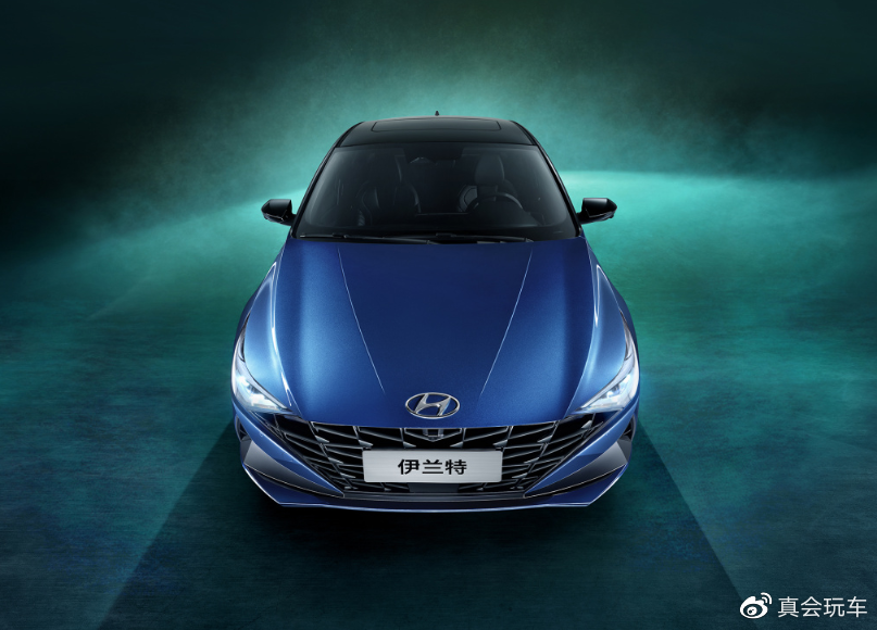 国民家轿怎么选？销量冠军轩逸还是卷土重来的全新伊兰特