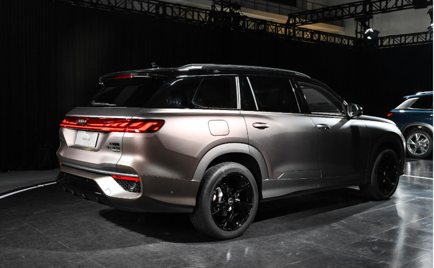 新车大对决！奥迪Q6对比凯迪拉克XT6，谁更值得买？