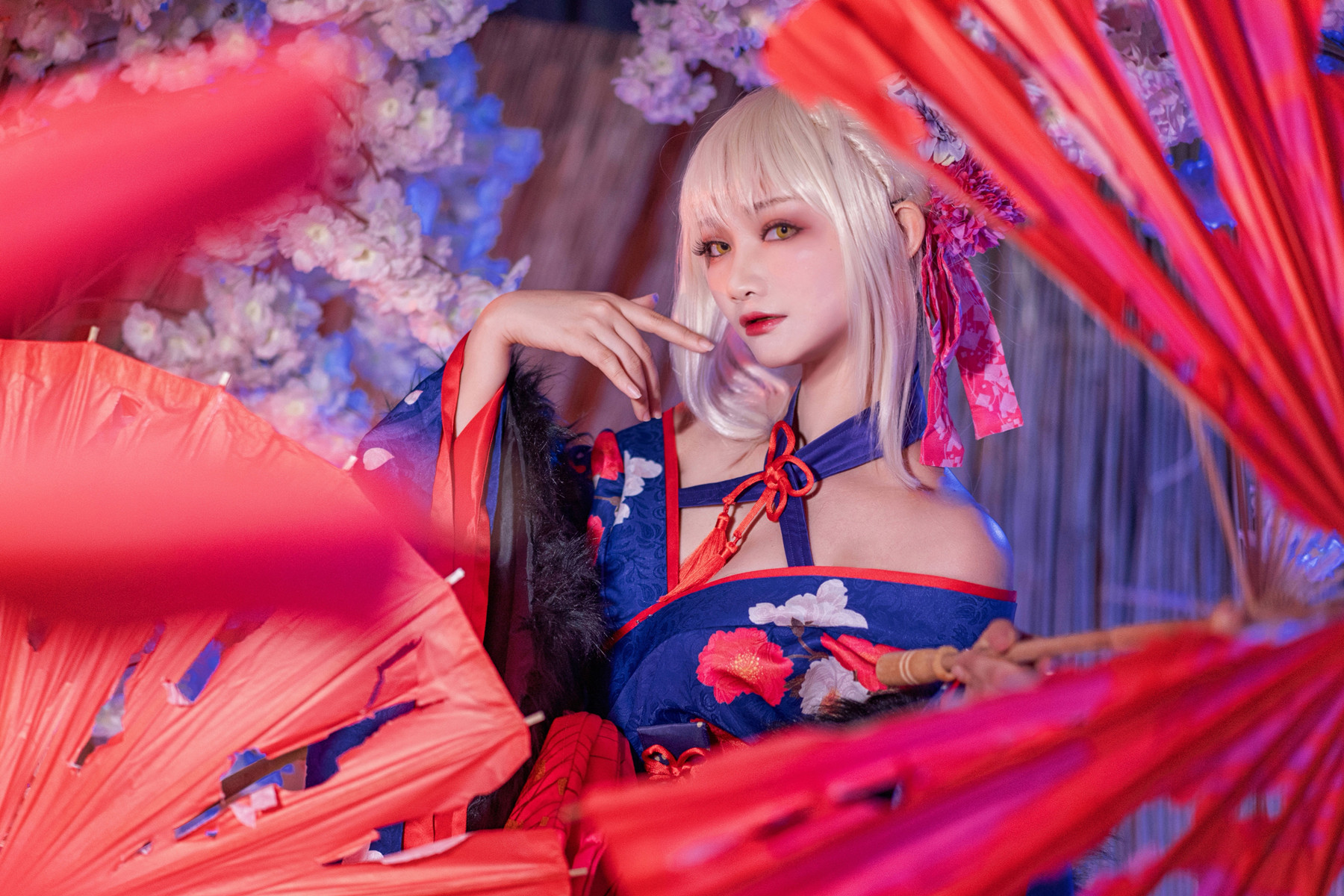 fate吾王cos一字肩和服优雅知性这是master们的saber吗