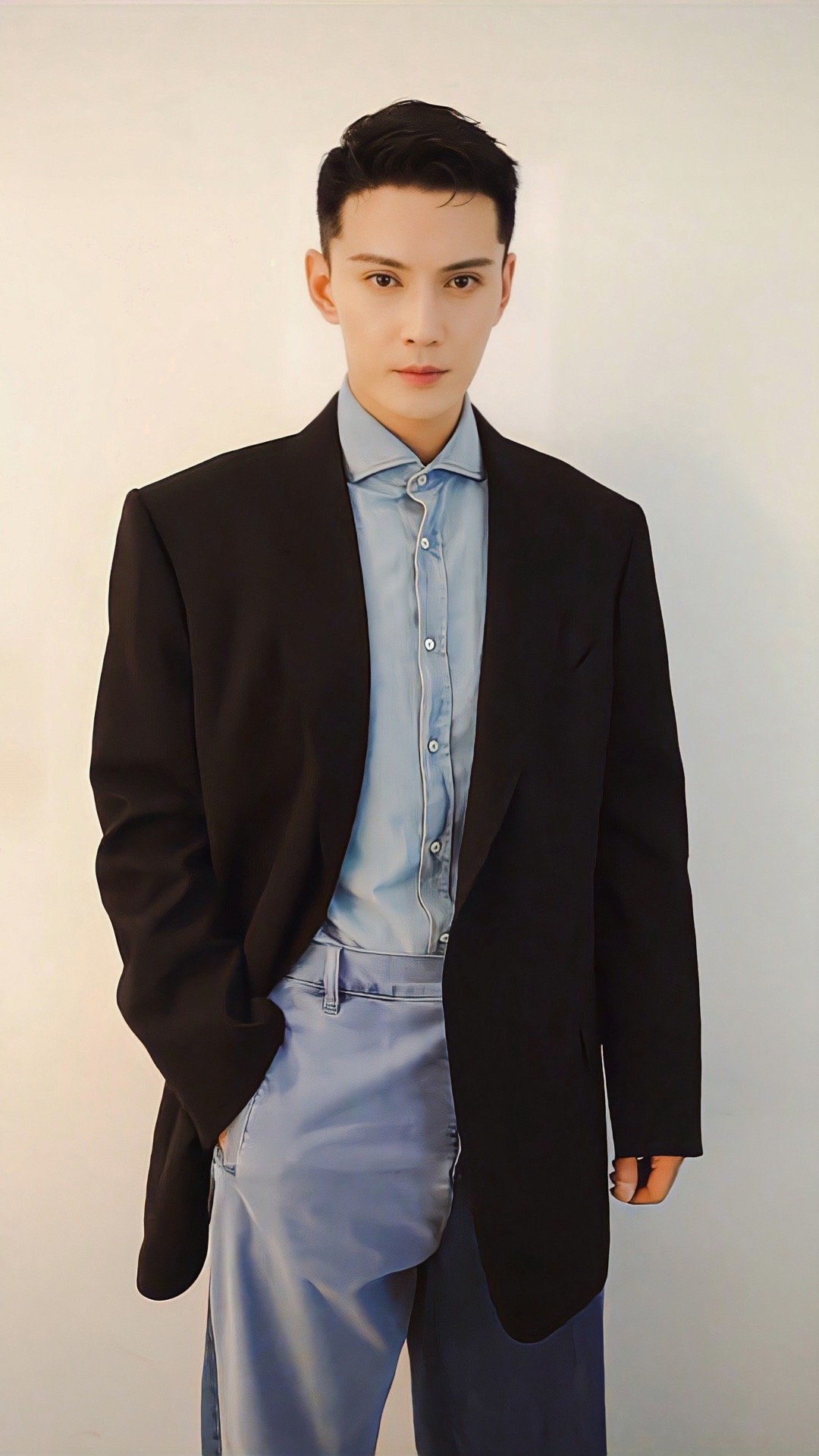 芜湖,被徐正溪的建模脸帅到了