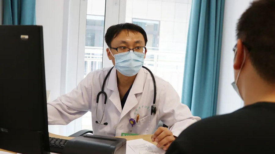 对医生处罚适用的法律