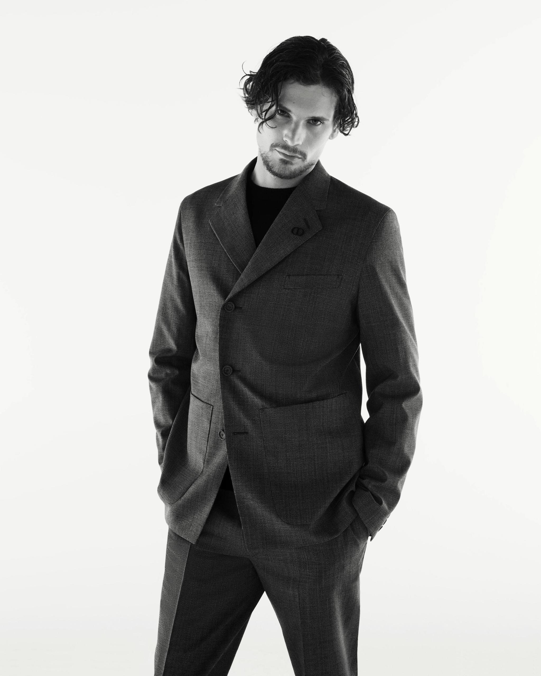 dior男装艺术总监kim jones打造全新摩登西服系列