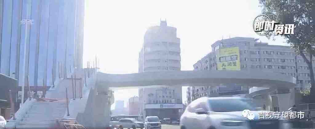 建设街人行天桥预计11月末完工休闲区蓝鸢梦想 - Www.slyday.coM