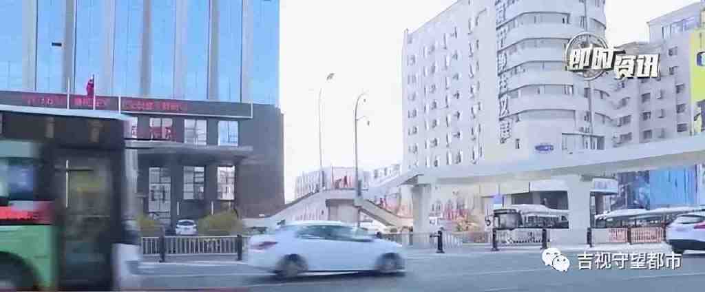 建设街人行天桥预计11月末完工休闲区蓝鸢梦想 - Www.slyday.coM