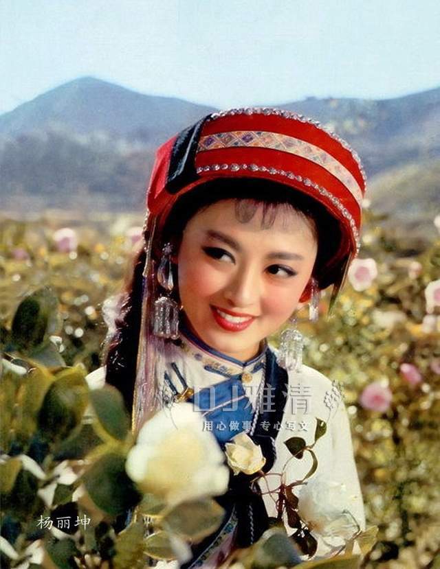 说到张桂兰在银幕上所塑造的人物形象,我想观众可以最熟悉的,恐怕还是