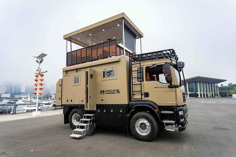 百万级曼卡壹号越野房车外观霸气内饰豪华洲际旅行不再是梦